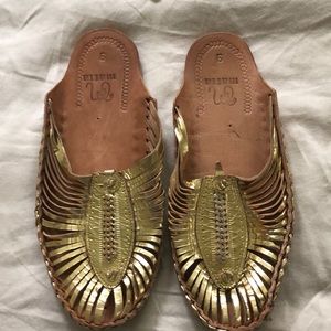 Gold leather Matta mule